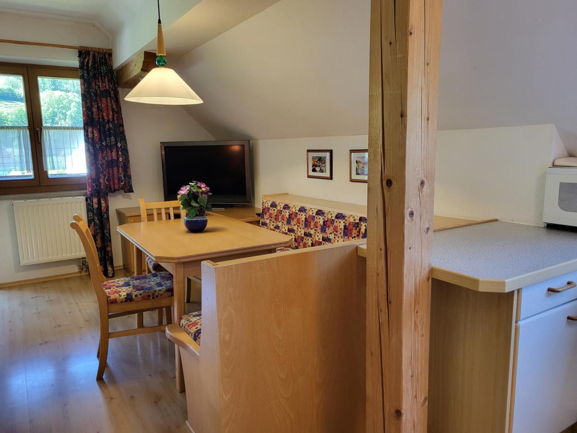 סנט לורנזן אוב מוראו Appartements Hoeller מראה חיצוני תמונה
